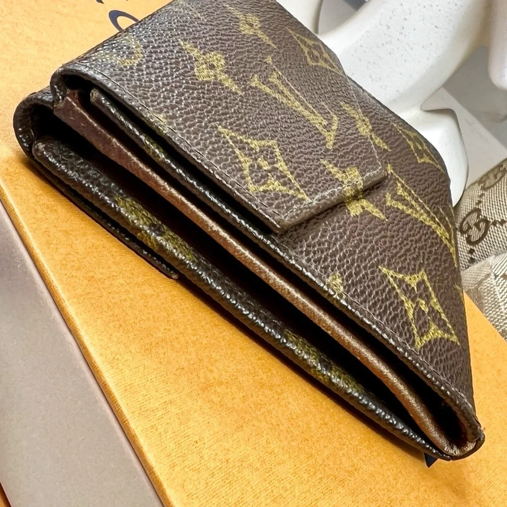 Louis Vuitton Brown Monogram Bi-Fold Snap Wallet